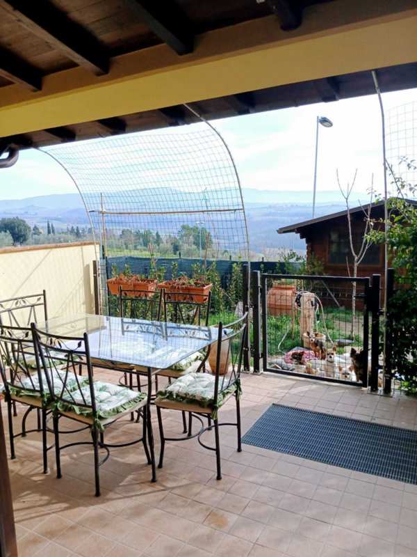 casa indipendente in vendita a Todi