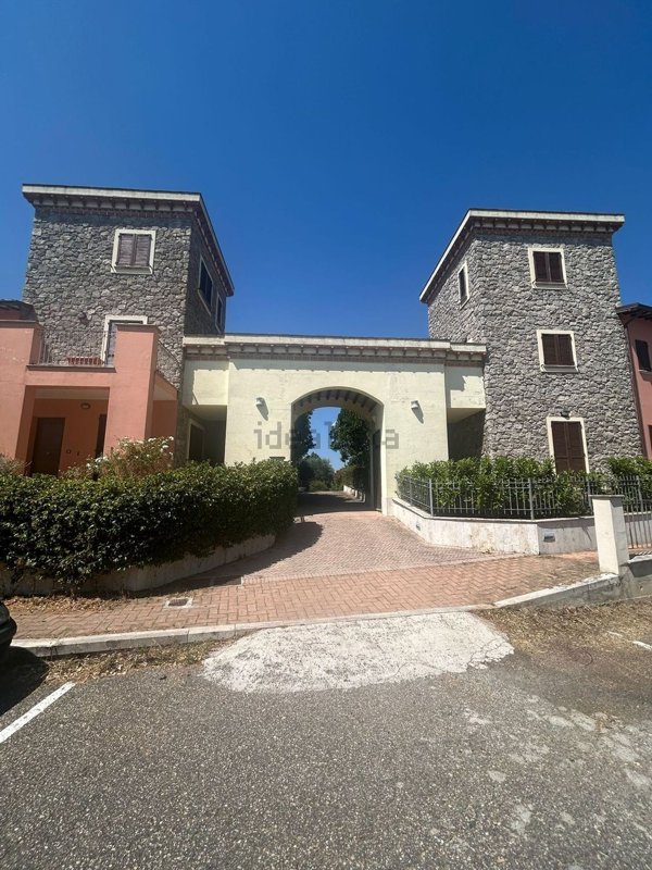 appartamento in vendita a Todi in zona Rosceto