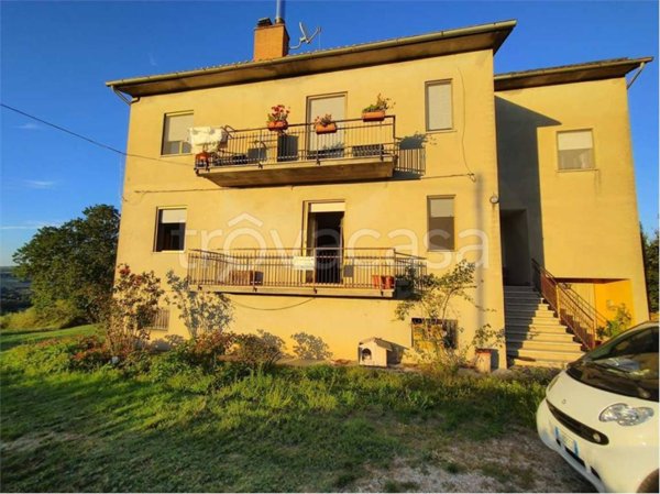 appartamento in vendita a Todi in zona Chioano