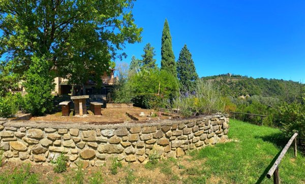 casa indipendente in vendita a Todi
