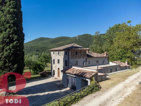 casale in vendita a Todi