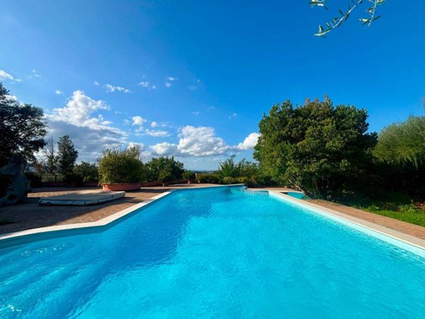 casa indipendente in vendita a Todi