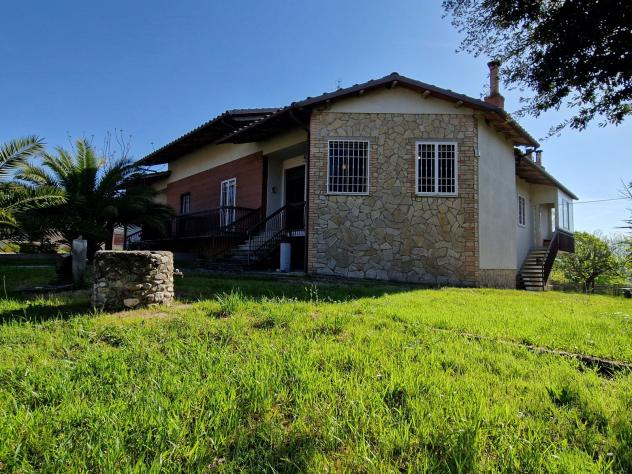 casa indipendente in vendita a Todi