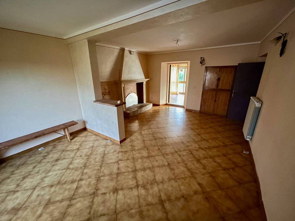 casa indipendente in vendita a Todi in zona Asproli