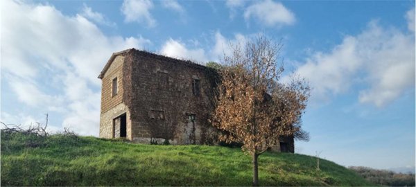 casa indipendente in vendita a Todi