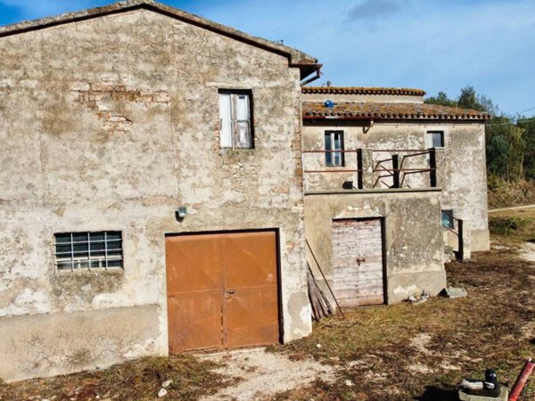 casa indipendente in vendita a Todi