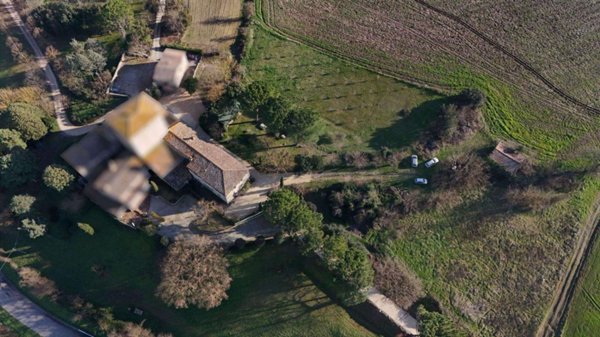 casa indipendente in vendita a Todi