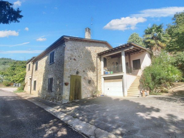 appartamento in vendita a Todi in zona Casemasce