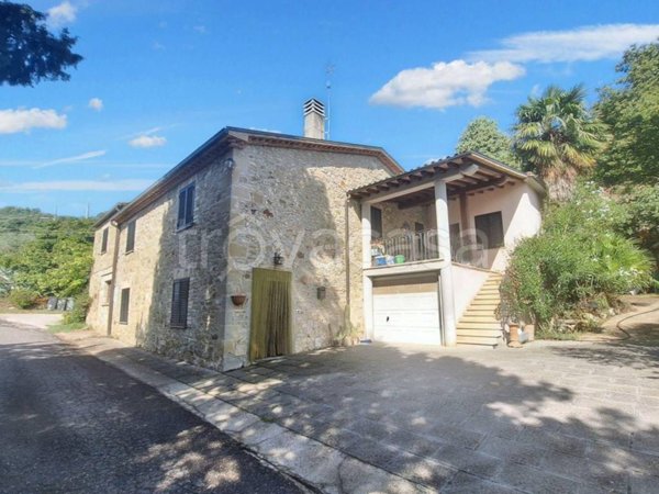 appartamento in vendita a Todi in zona Casemasce