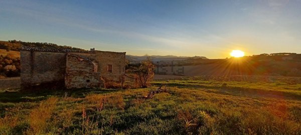 casale in vendita a Todi