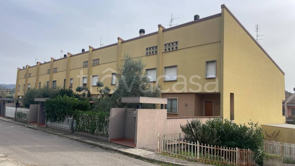 casa indipendente in vendita a Todi in zona Pantalla