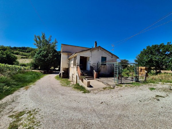 casale in vendita a Todi