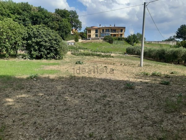 terreno edificabile in vendita a Todi