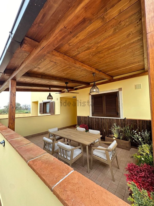 casa indipendente in vendita a Todi