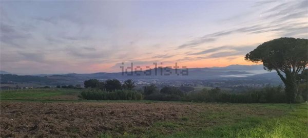 terreno edificabile in vendita a Todi