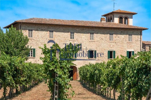 casale in vendita a Todi