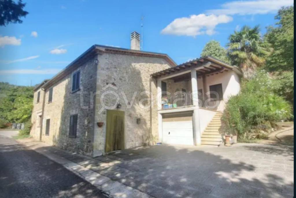 appartamento in vendita a Todi in zona Casemasce