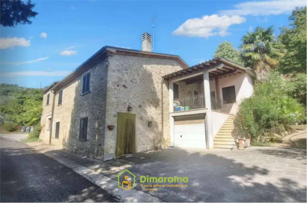 appartamento in vendita a Todi in zona Casemasce