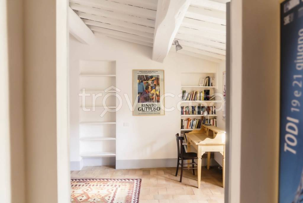 appartamento in vendita a Todi