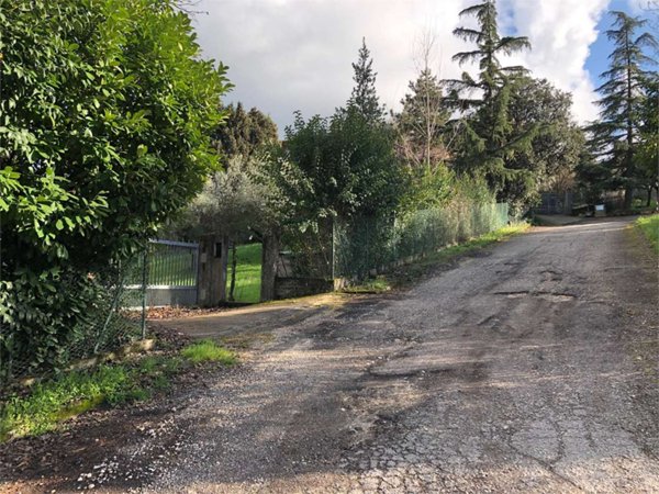 casa indipendente in vendita a Todi