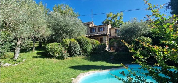 casale in vendita a Todi