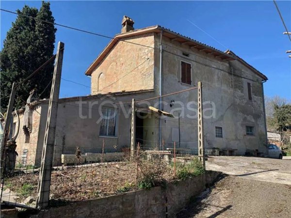 casa indipendente in vendita a Todi in zona Cacciano
