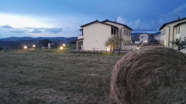 casa indipendente in vendita a Todi