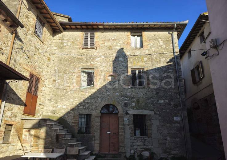 appartamento in vendita a Todi in zona Pesciano