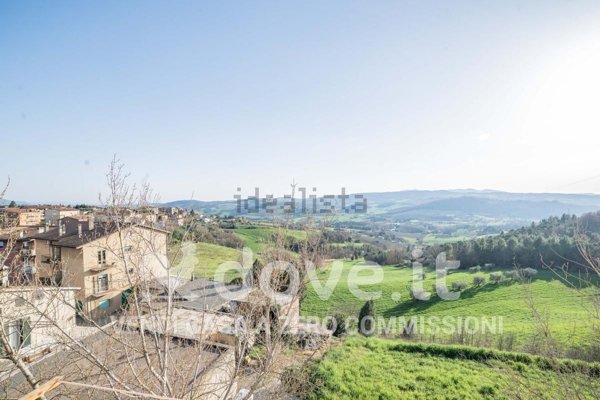 appartamento in vendita a Todi