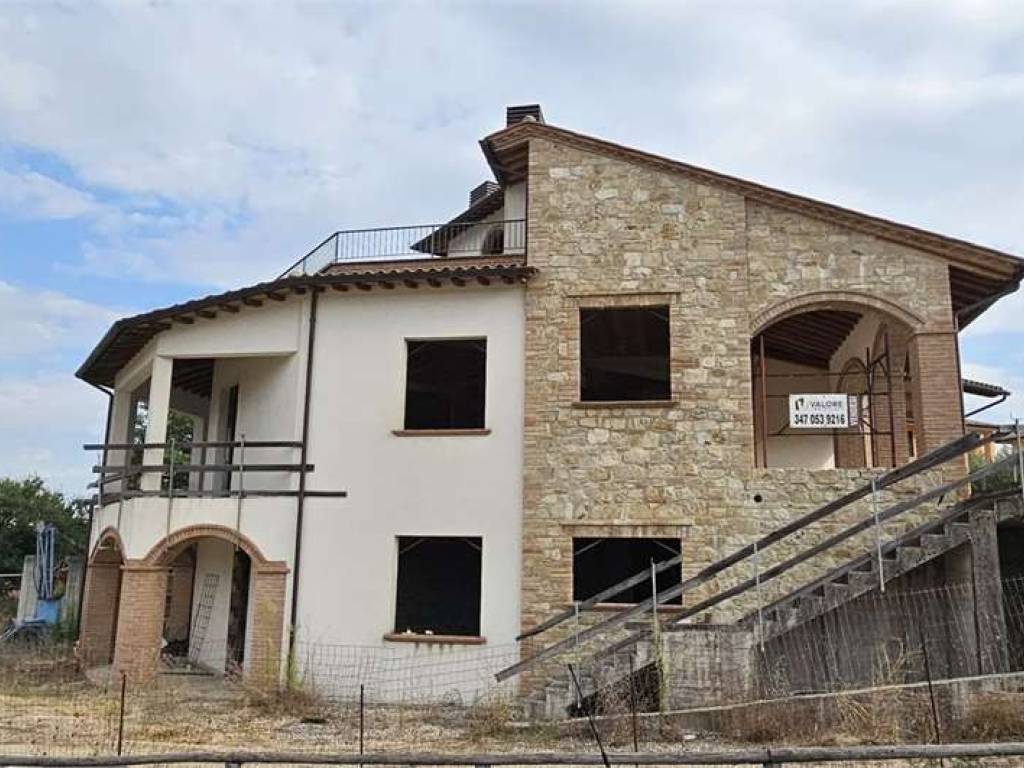 casa indipendente in vendita a Todi in zona Ponterio
