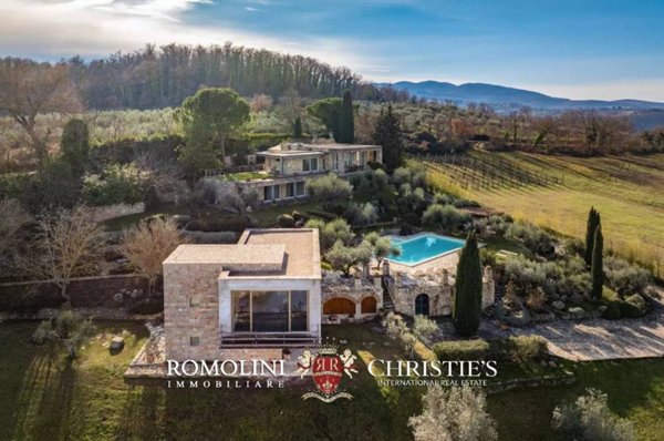 casa indipendente in vendita a Todi