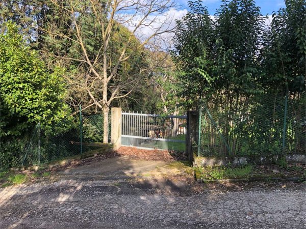 casa indipendente in vendita a Todi