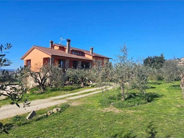 casa indipendente in vendita a Todi in zona Ilci