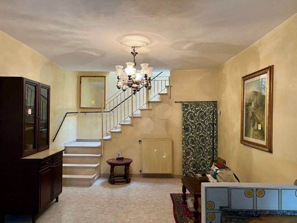 casa indipendente in vendita a Todi