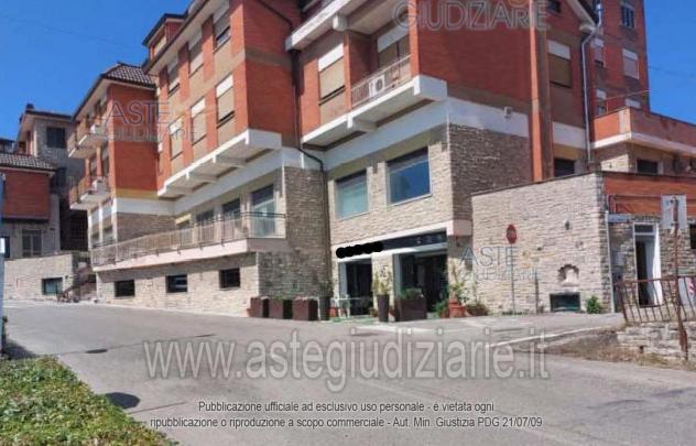 negozio in vendita a Todi