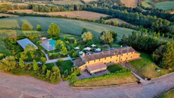 casa indipendente in vendita a Todi