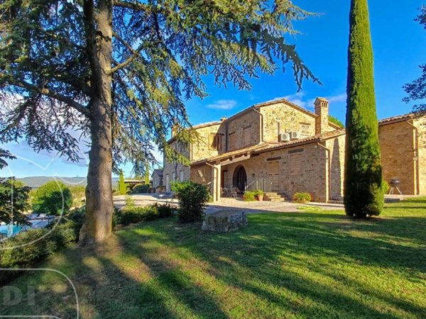 casa indipendente in vendita a Todi