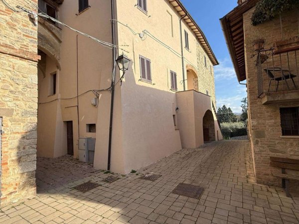 appartamento in vendita a Todi in zona Ilci