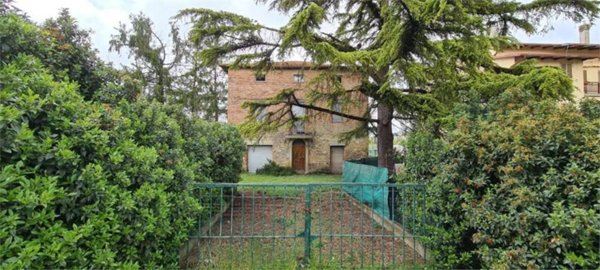 casa indipendente in vendita a Todi in zona Pantalla