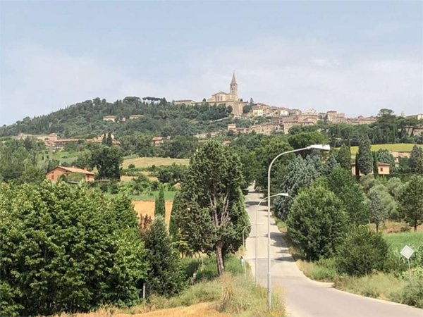terreno edificabile in vendita a Todi