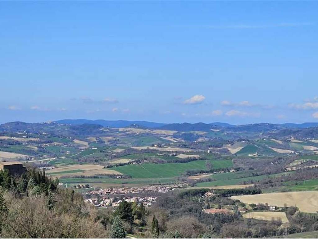 intera palazzina in vendita a Todi