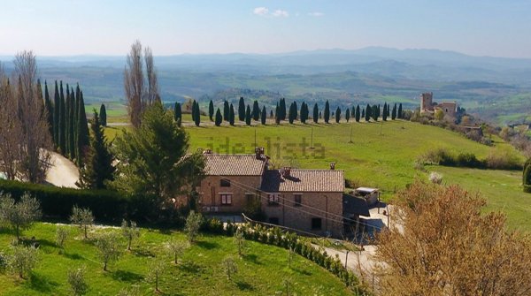 casa indipendente in vendita a Todi