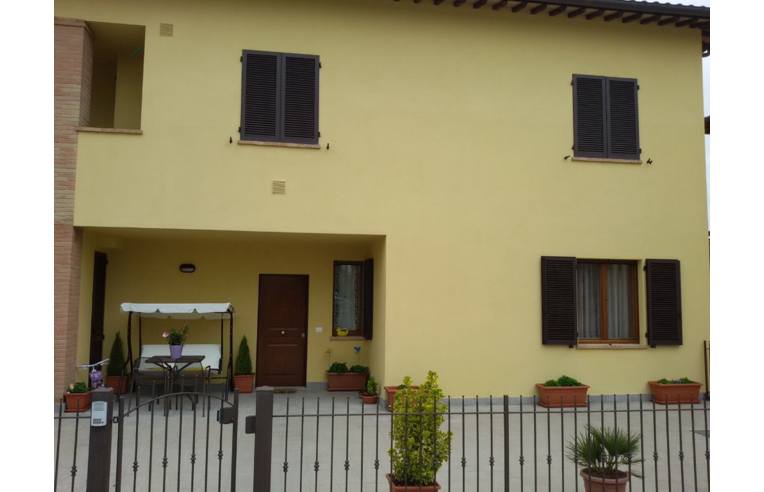 appartamento in vendita a Todi in zona Pontecuti