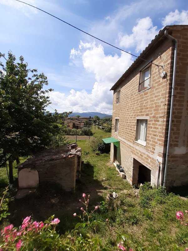casa semindipendente in vendita a Todi in zona Casemasce