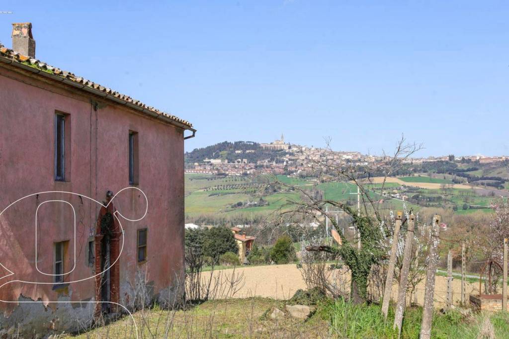 casa indipendente in vendita a Todi