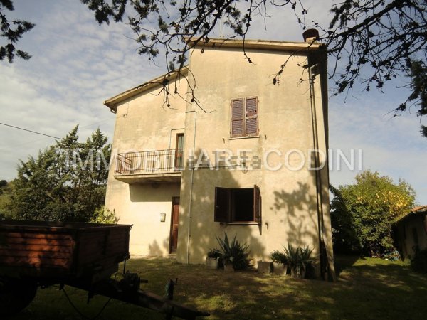 appartamento in vendita a Todi in zona Cacciano