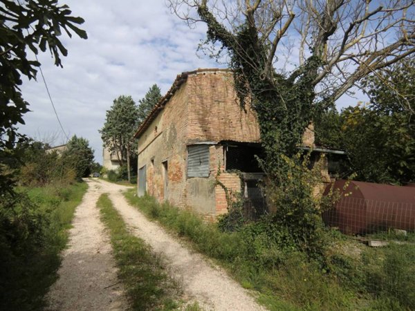 terreno agricolo in vendita a Todi in zona Cacciano