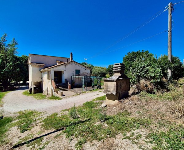 casale in vendita a Todi in zona Ripaioli