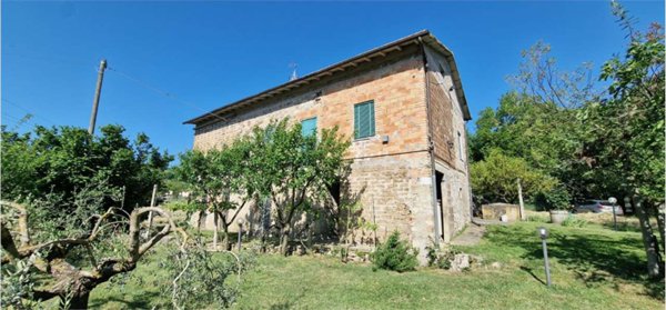 casa indipendente in vendita a Todi in zona Pian di San Martino