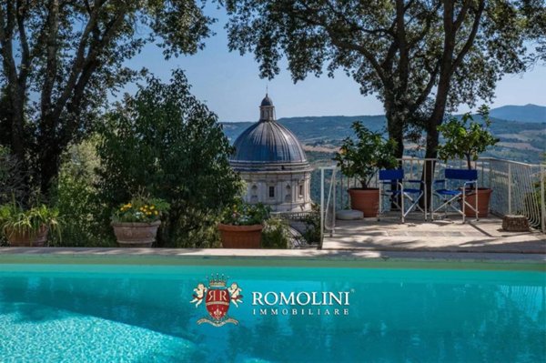 casa indipendente in vendita a Todi